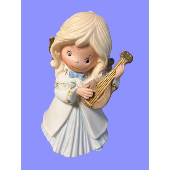 HOMCO Angel Figurine Set - Christmas Decor Musical Instrument Angel Figurines - Picture 3 of 14